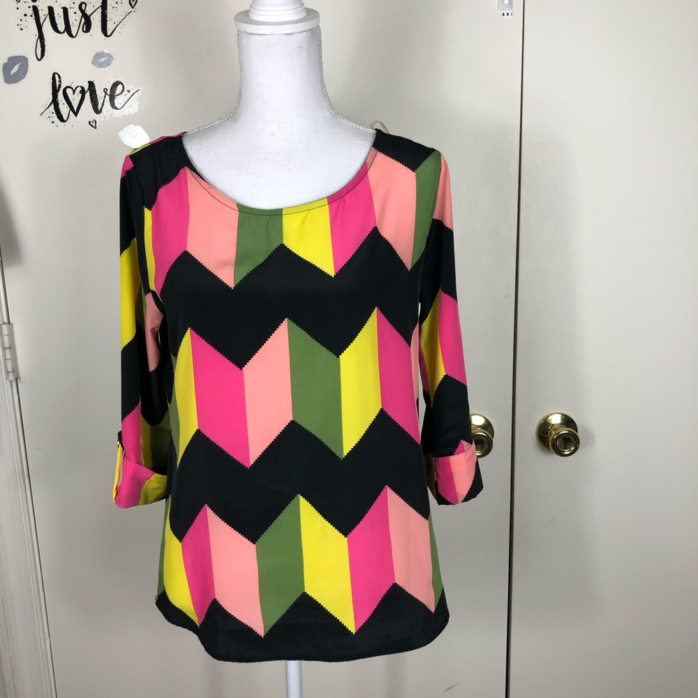 PEACH LOVE CREAM TOP COLOR BLOCK CHEVRON PRINT SM